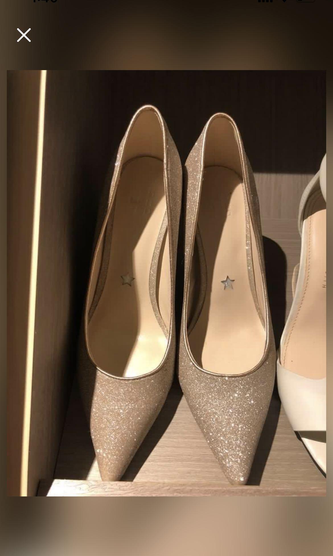 Glitter shoe company top
