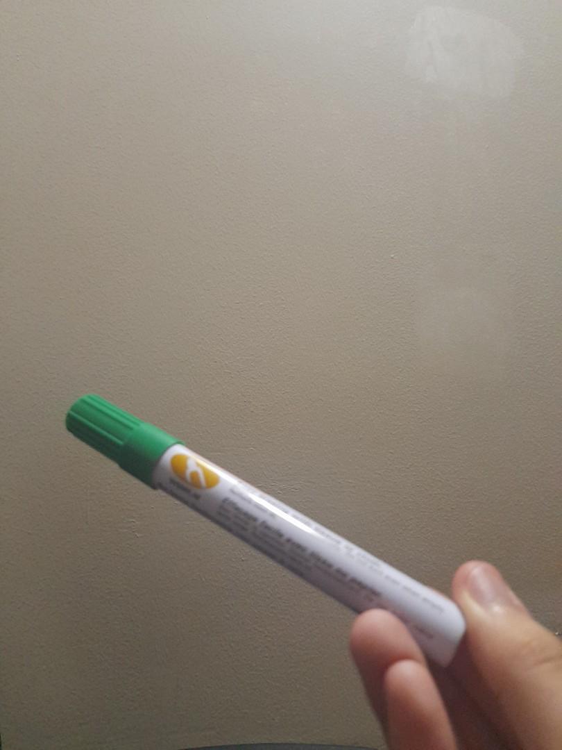Pilot Green White board marker made in Japan (Category: Stationery & School Supplies) located in Las Pinas. Submitted by TWMall (Listing ID 1137976516, Image 2). Description: Barely used.