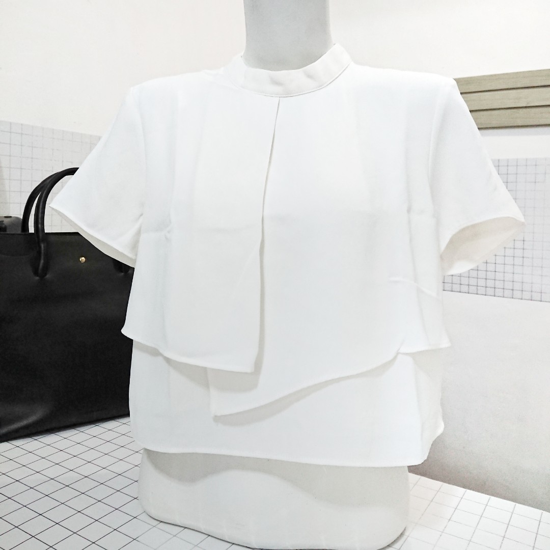 PRELOVED ZARA BASIC CROP TOP BLOUSE 