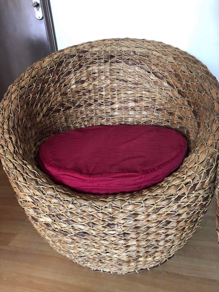 Wicker half hot sale moon chair