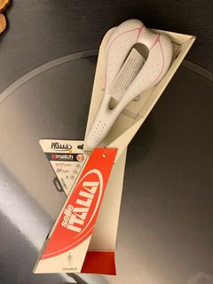 （分類：）位於 。 由 tclui 提交（商品編號 1138076848，圖片 1）。簡介： 。