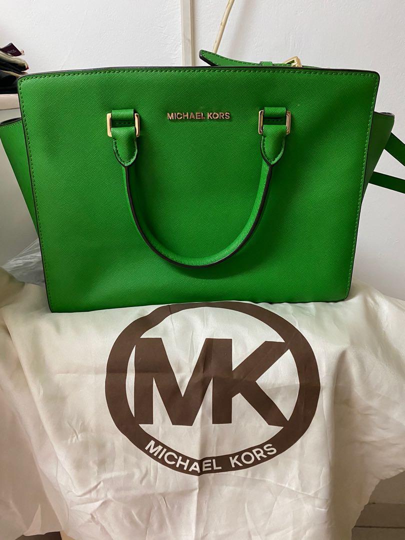 michael kors green selma bag