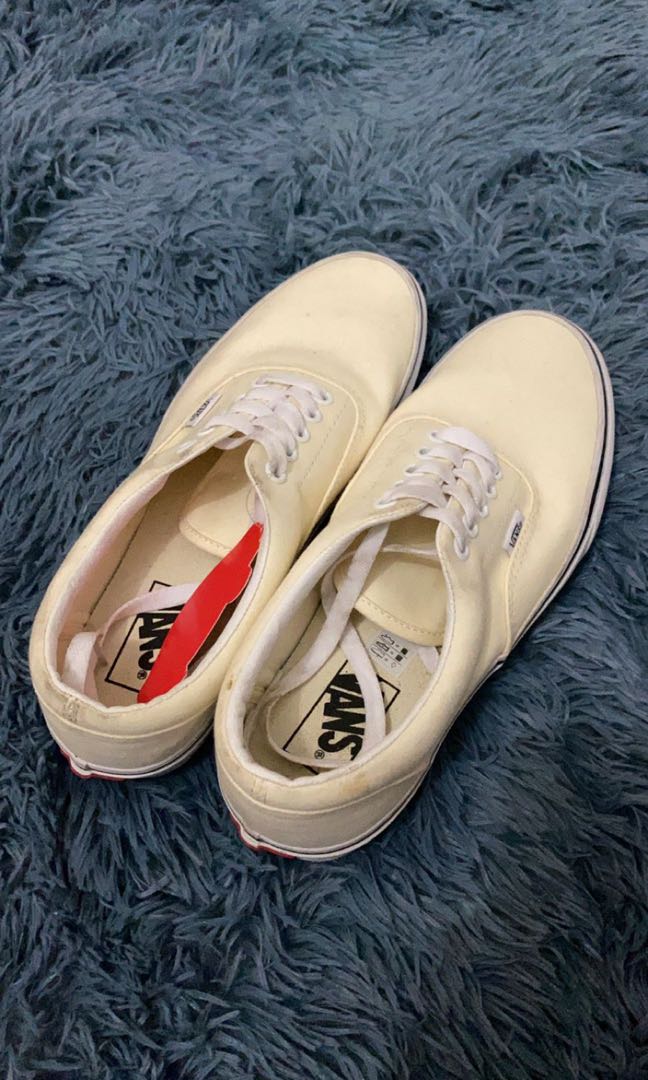 vans slip on cream white
