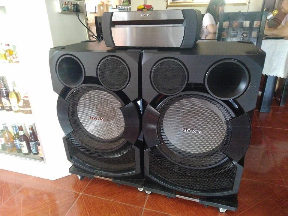 Sony shake online x70d watts