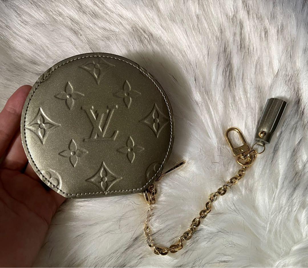 Louis vuitton gold keychain - Gem