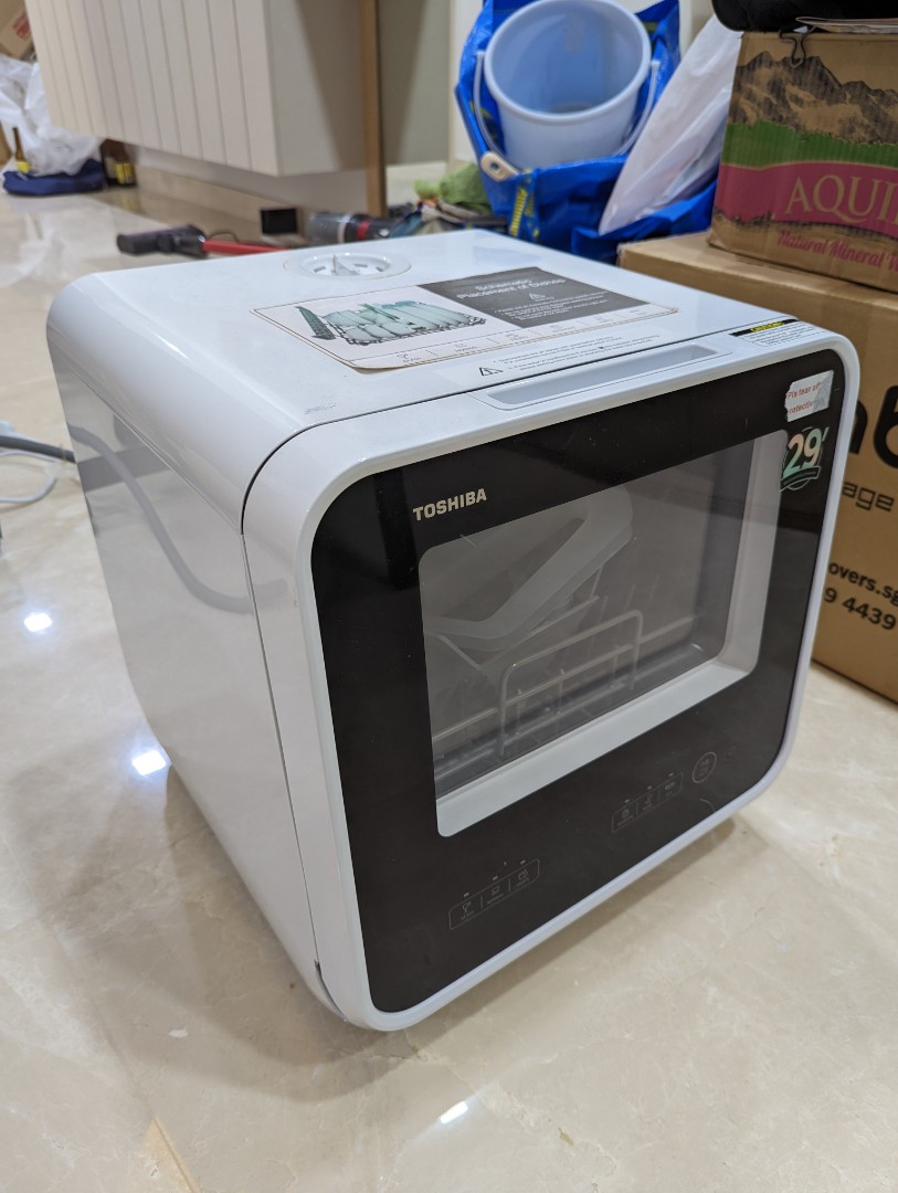 Toshiba portable dishwasher 5L, TV & Home Appliances, Kitchen