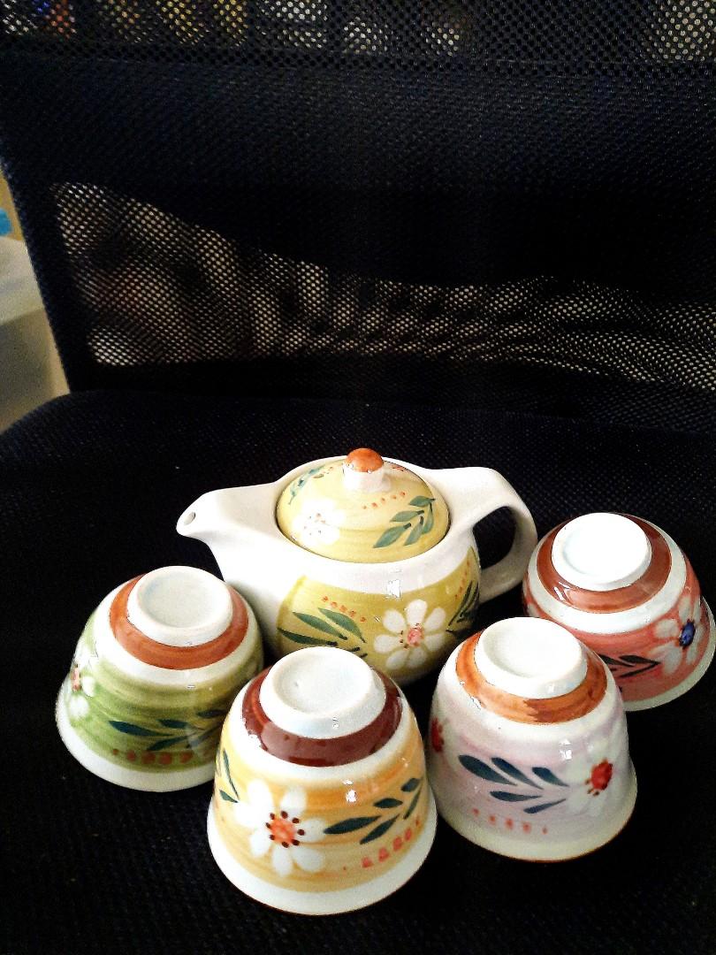 Vintage Teapot Set, Furniture & Home Living, Kitchenware & Tableware