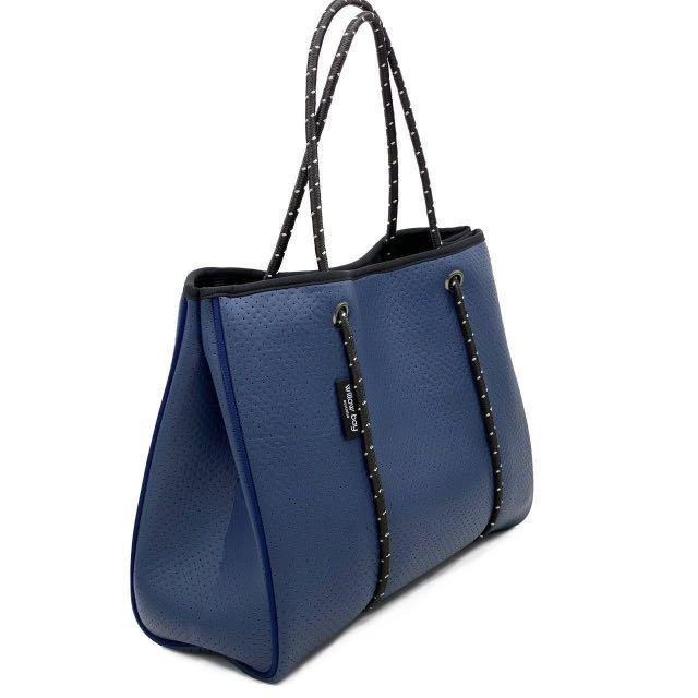 Punch neoprene zip best sale tote bag