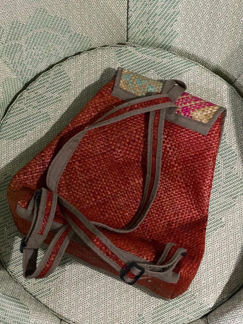 Woven Backpack (Category: Backpacks) located in Las Pinas. Submitted by rtg13 (Listing ID 1138109127, Image 2). Description: Cute woven backpack bought directly from the weavers of Leyte. Super cute bag but I’ve outgrown backpacks already. Hardly ever used!.