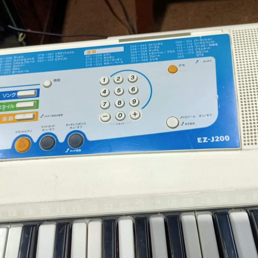 Yamaha EZ-J200 Touch Sensitive 61-Key Piano Keyboard, Hobbies