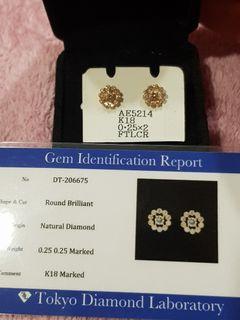 18k diamond stud earrings