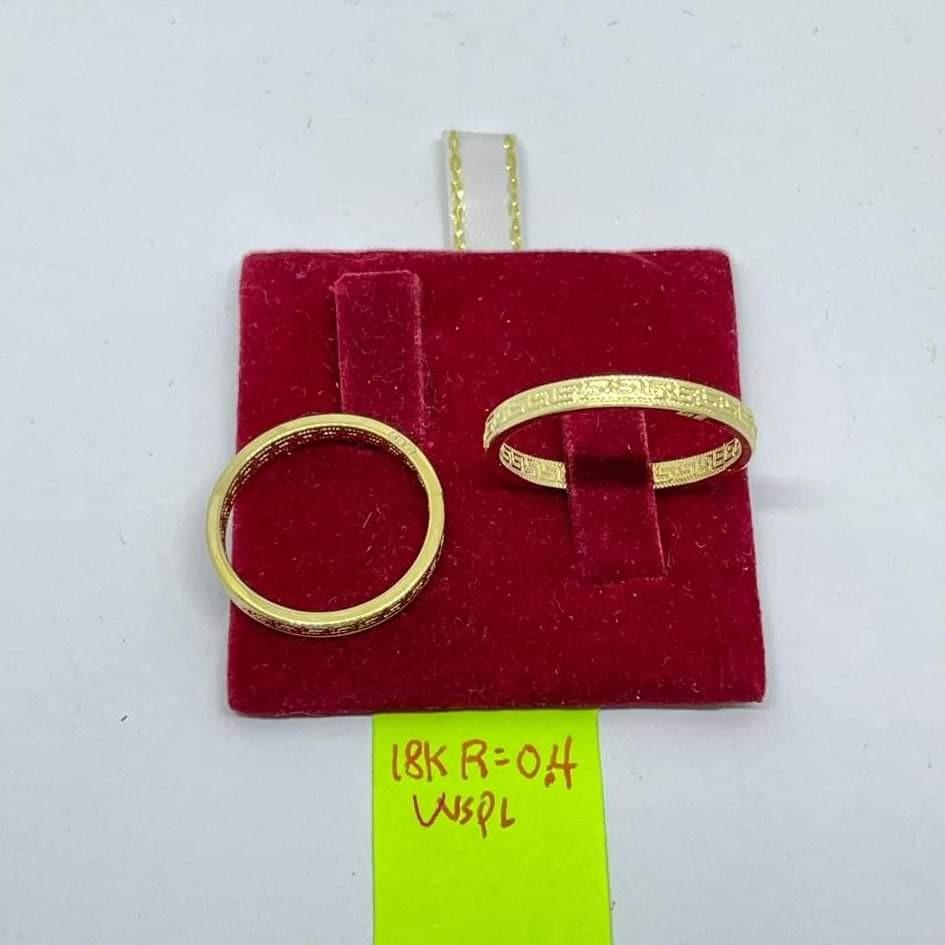18k Saudi gold fendi ring (Category: Rings) located in Manila. Submitted by goldendistrictph (Listing ID 1138296712, Image 2). Description: 18k Saudi gold ring 👉Real Gold 👉High appraisal rate 👉Cash and open for Lay away once paid ska shipout 👉 With actual weight b4 ship 👉No return/exchange/refund policy 👉No Cod/Cop/meetup 👉 Lalamove Same day delivery in the afternoon 👉Also LBC shipping.