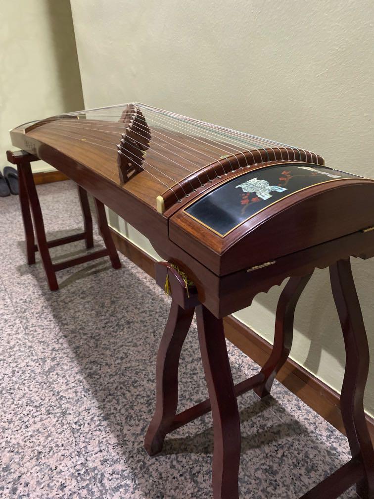 2ndhand guzheng, Hobbies & Toys, Music & Media, Musical Instruments on
