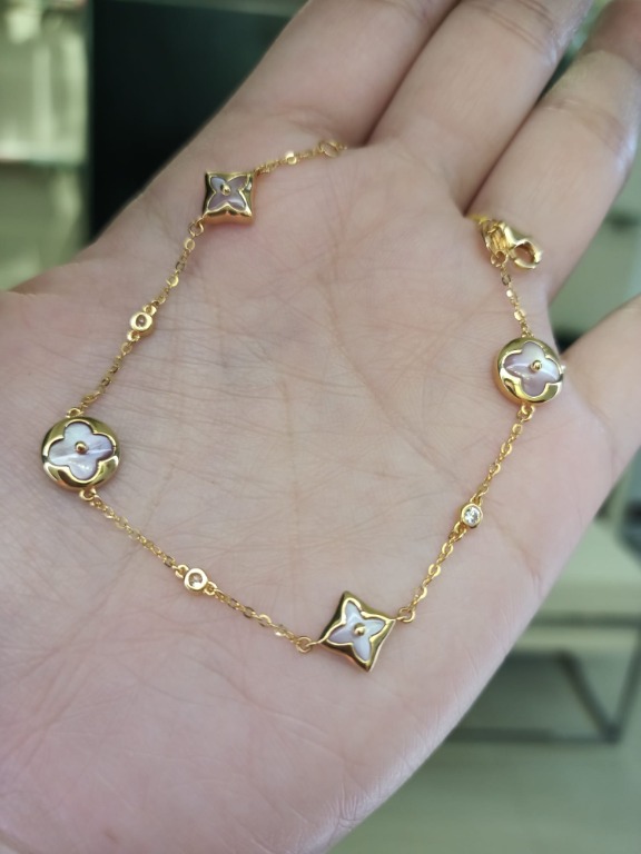 Gold louis shop vuitton bracelet