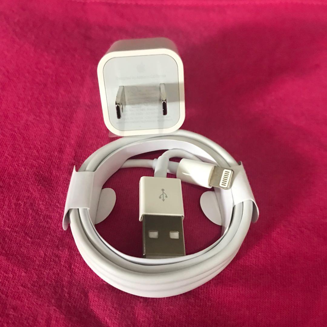 Apple iPhone iPad charger 5 watts adapter and lightning cable, Mobile