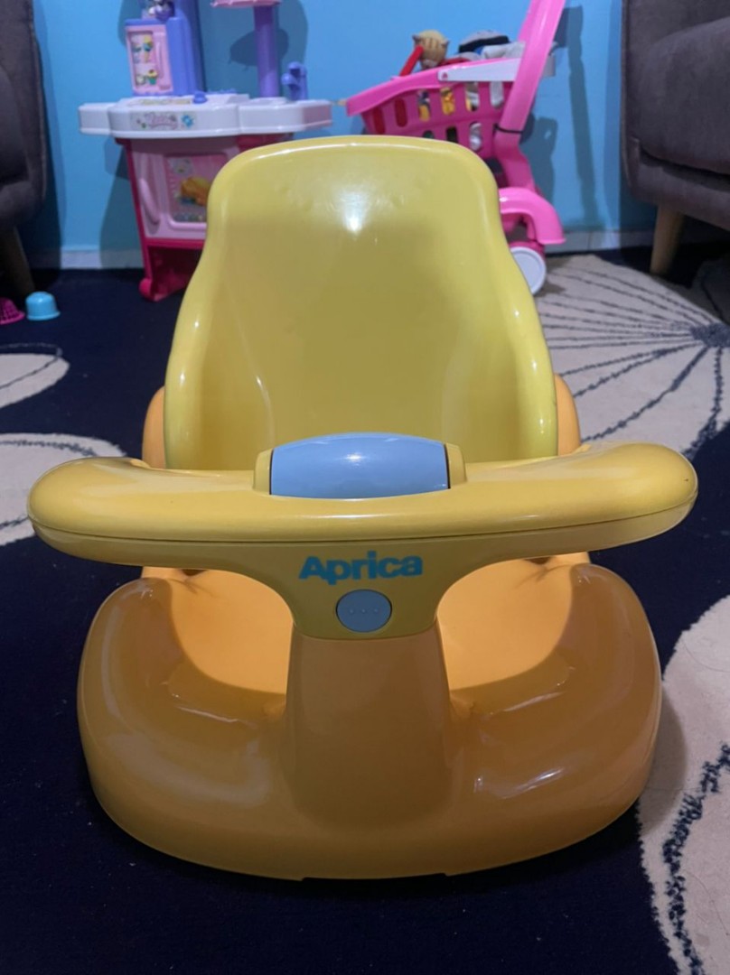 Aprica baby seat Clearance