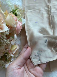 Ariani Satin Square