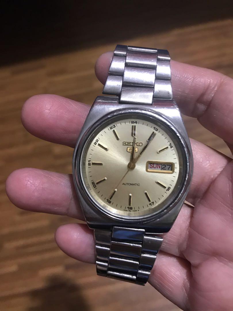 Authentic Seiko 5 Automatic Mens Watch (Category: Men's Watches) located in Manila. Submitted by roseluxuryitems (Listing ID 1138206930, Image 3). Description: Authentic Seiko 5 Automatic Mens Watch Good working condition 7S26 3160 Stainless steel Japan made .