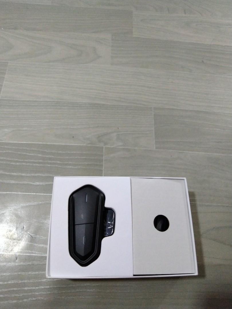B35 HELMET BT HEADSET, Audio, Headphones & Headsets on Carousell