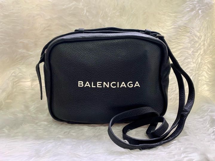 BALENCIAGA CAMERA BAG, Women's Fashion, Bags & Wallets, Crossbody Bags
