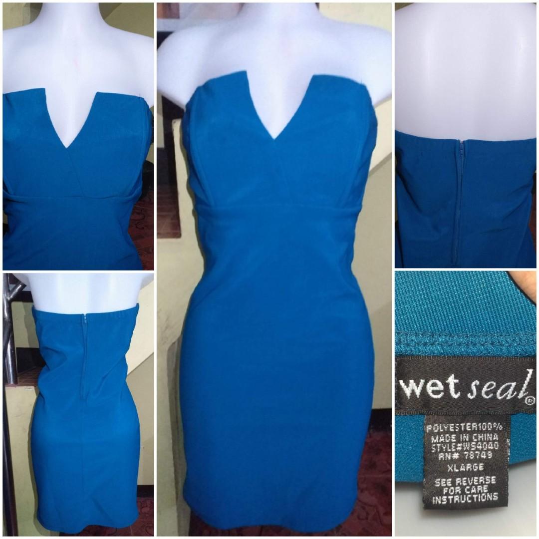 Blue tube dress (Category: Dresses) located in Pasay City. Submitted by riaabe (Listing ID 1138054725, Image 1). Description: Brand: Wet Seal Condtion: Brand new, never been used (Only washed) Size: Xtra large on tag but fits Medium- Large.