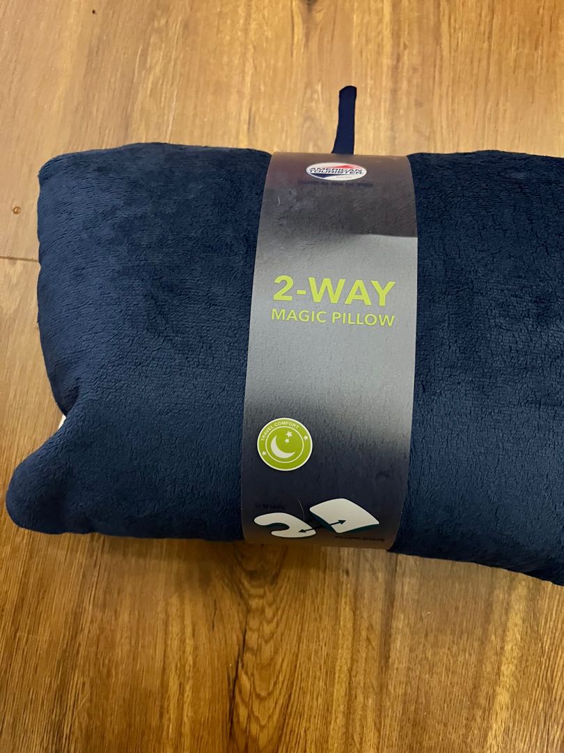 American tourister 2 way magic shop travel pillow