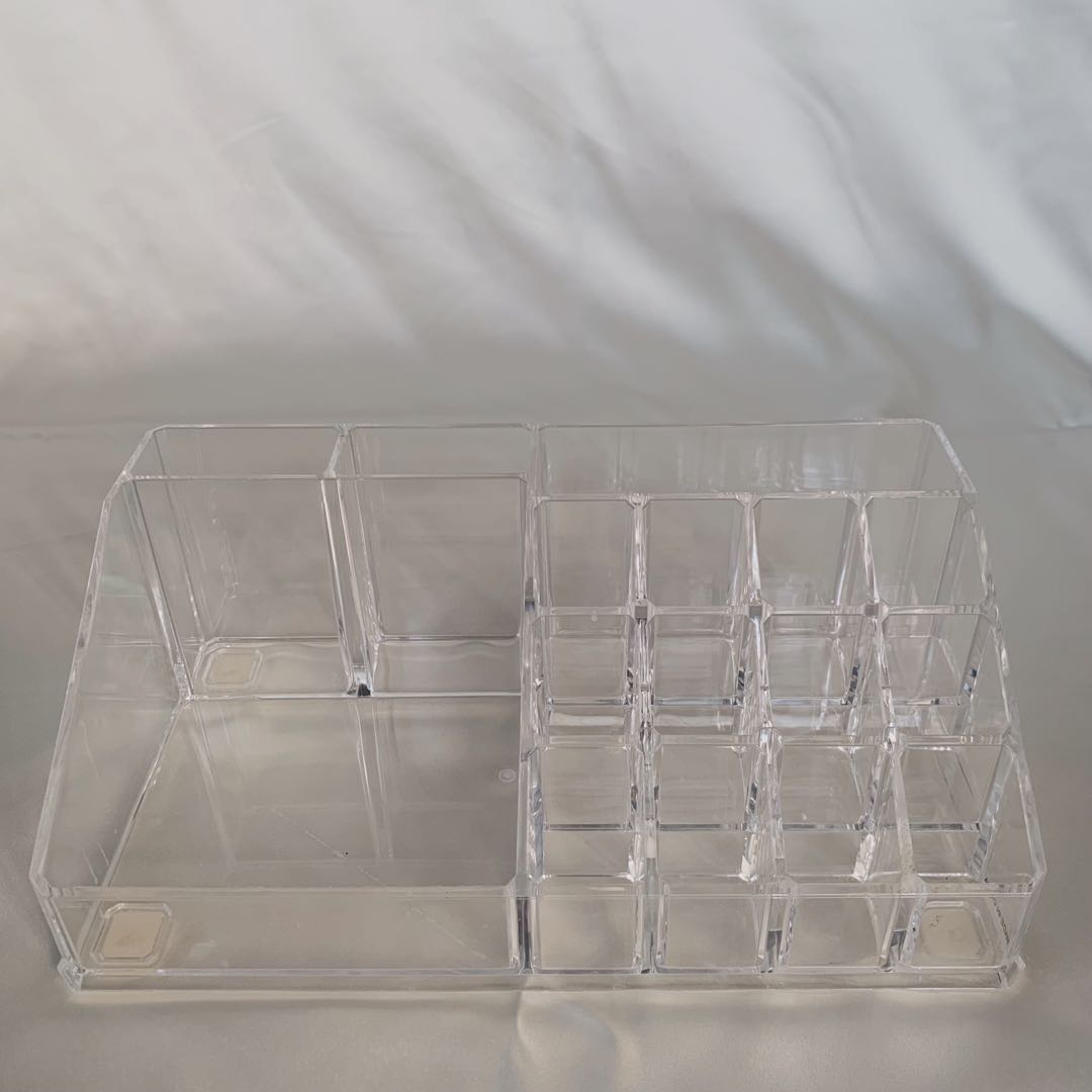 Clear Aesthetic Acrylic Make Up / Skin Care Organizer, Women's Fashion