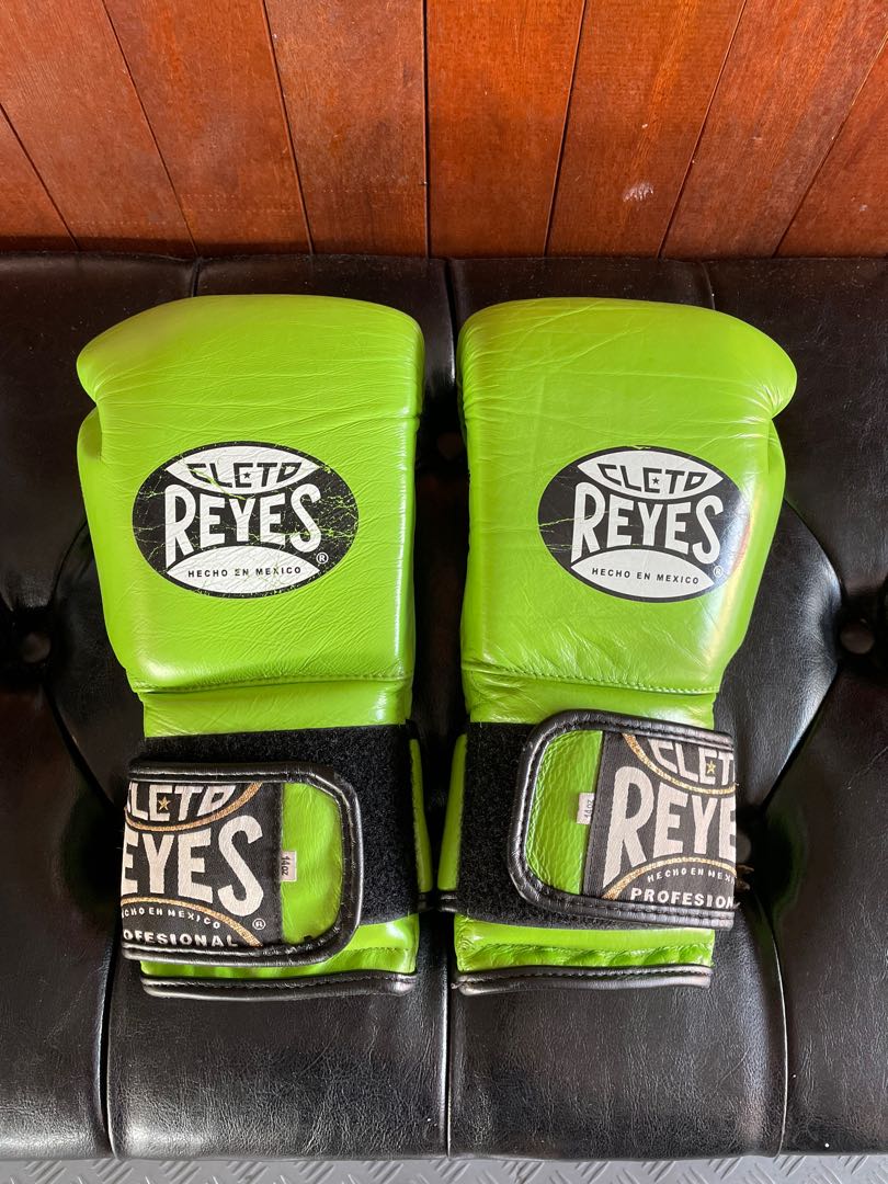 Fake cleto reyes gloves outlet