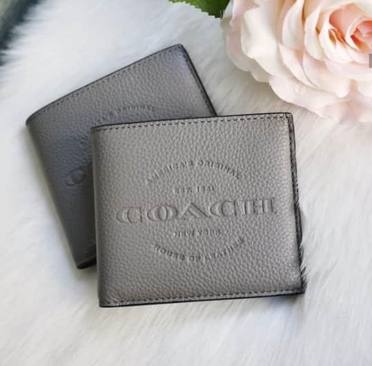 Coach F24647 Double Billfold Wallet in Natural Smooth Leather Men s Slim Wallet Grey