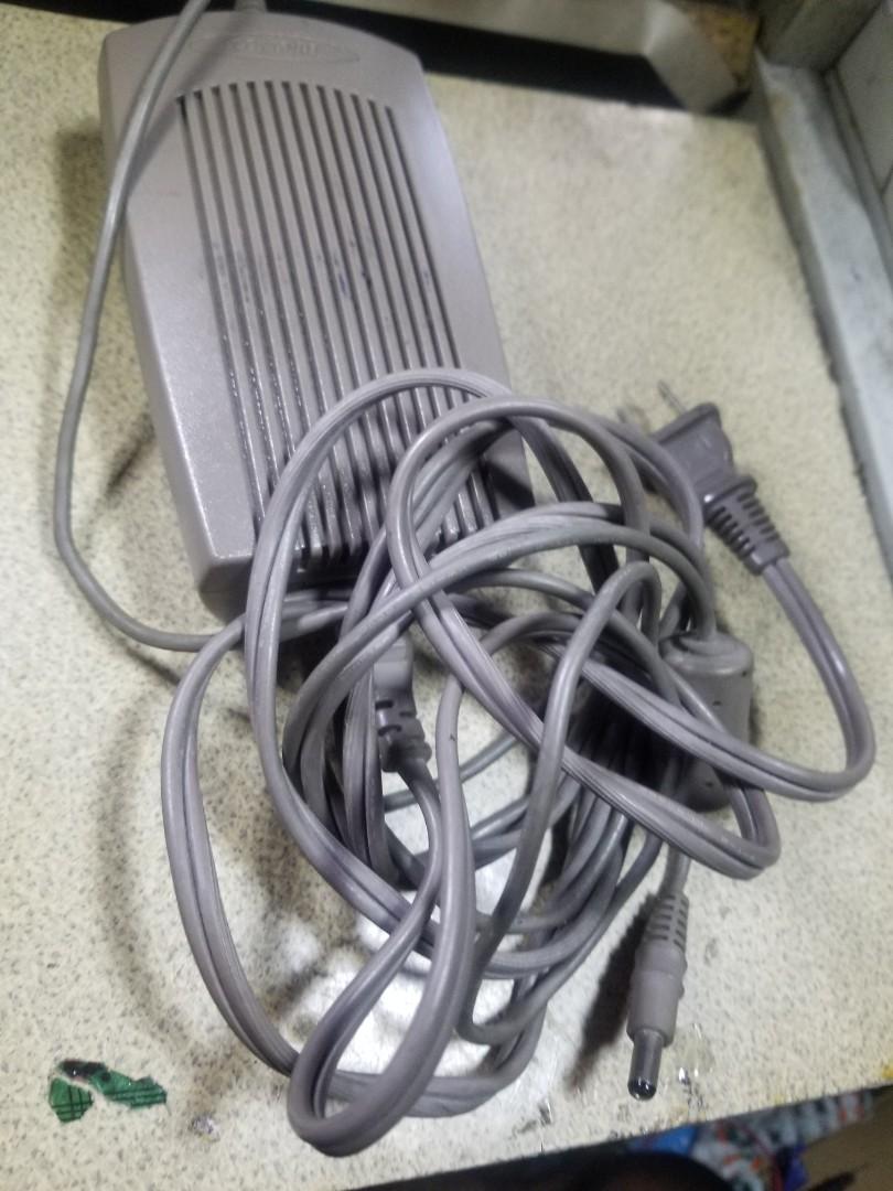 Compaq laptop charger original (Category: Chargers) located in Dasmarinas. Submitted by d.lelis (Listing ID 1138236284, Image 3). Description: Compaq charger laptop Compaq adaptor Forvlaptop.