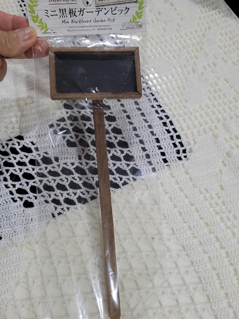 Daiso Mini Blackboard Garden Pick, Furniture & Home Living, Gardening