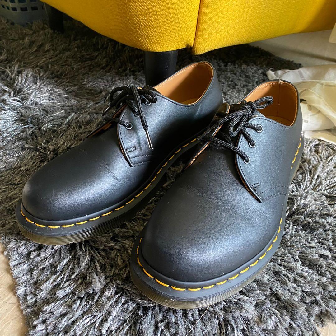 Dr. Martens 1461 3 Eye Unisex Shoes - Black Smooth, Men's Fashion,  Footwear, Boots on Carousell