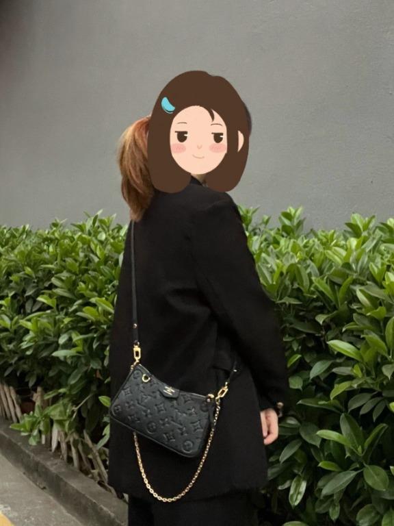 EASY POUCH ON STRAP