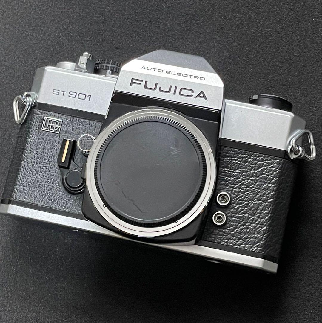 fujica st901 銀色機身, 攝影器材, 相機- Carousell