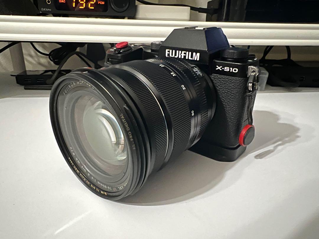 Fujifilm XS10 mirrorless camera body or plus kit lens XF 1680mm Fuji