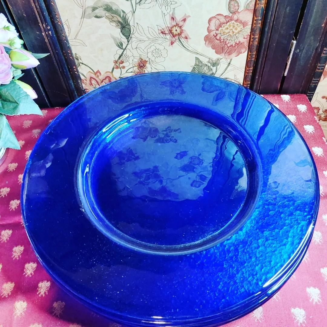 Glass Charger Plate Cobalt Blue 13 in, Textured underplate ...
