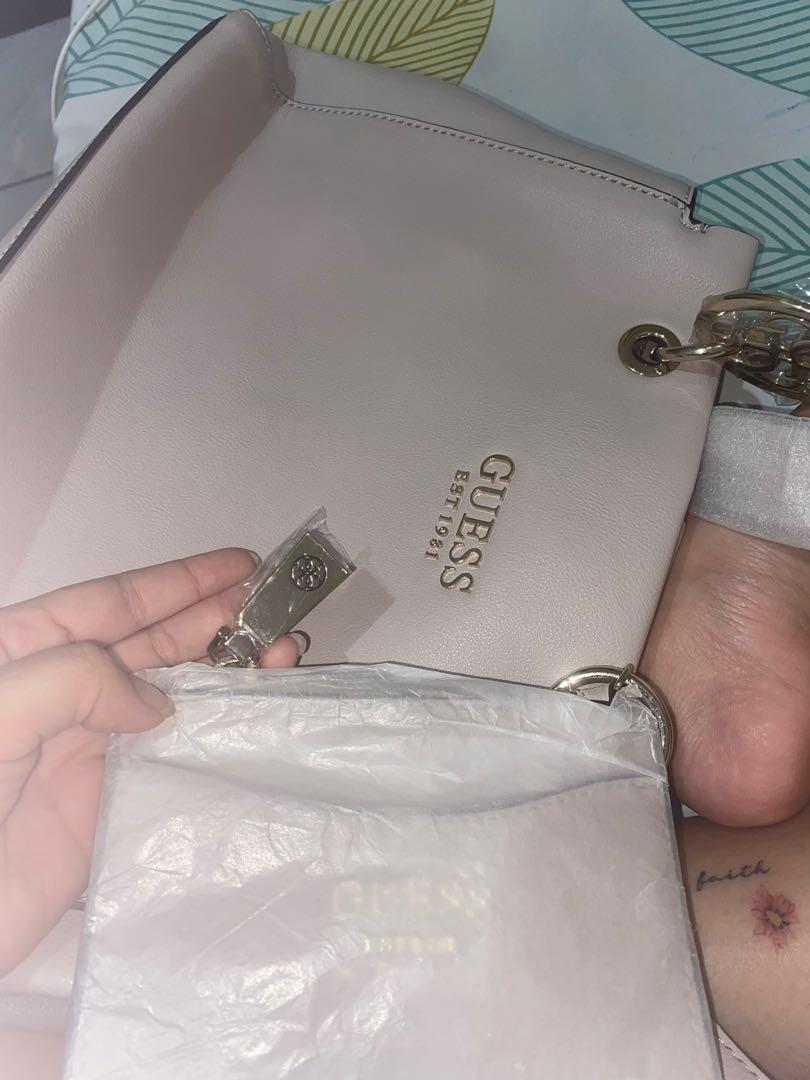 Guess sales tara girlfriend