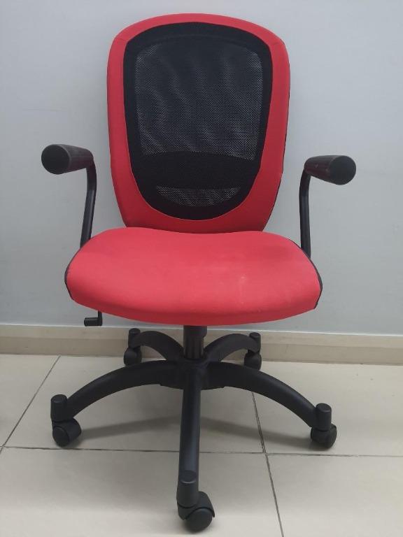 IKEA Vilgot Desk Chair with Pair of Armrest Computer Chair Stool