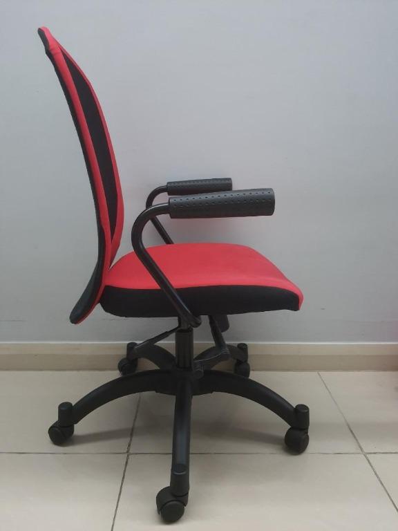 IKEA Vilgot Desk Chair with Pair of Armrest Computer Chair Stool