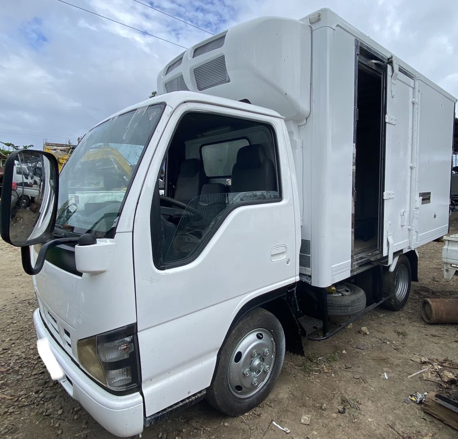 Isuzu elf refrigerated van for sale hotsell