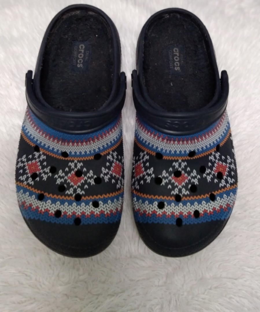 JAPAN Lined CROCS Mens 9, Men's Fashion, Footwear, Slippers & Slides on