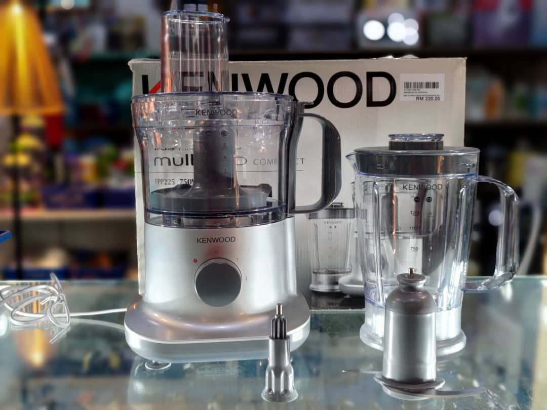 Kenwood Hand Blender Triblade HDP103WG, TV & Home Appliances, Kitchen  Appliances, Juicers, Blenders & Grinders on Carousell