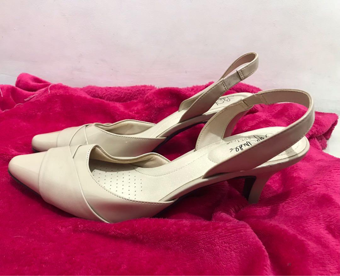 Lifestride soft system heels top