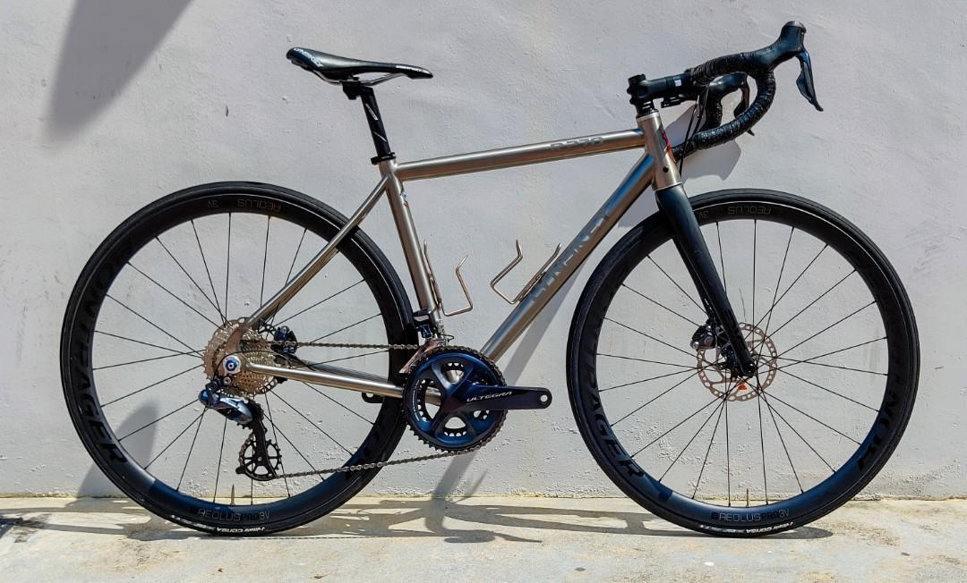 LYNSKEY R270 Titanium Full Ultegra Di2 Roadbike