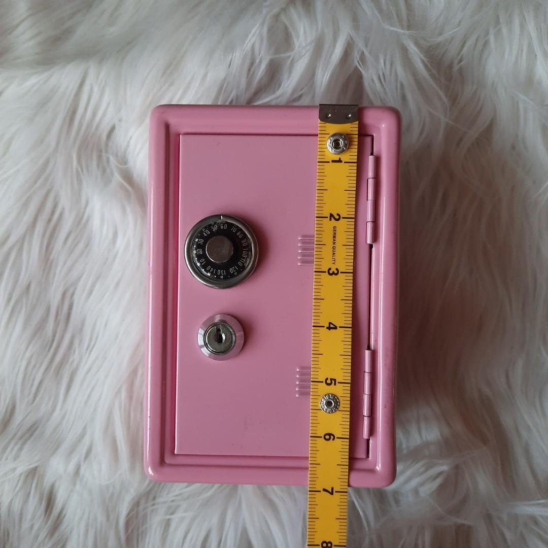 Mini Safety Deposit Box w/Key, Furniture & Home Living, Security & Locks, Safe on Carousell