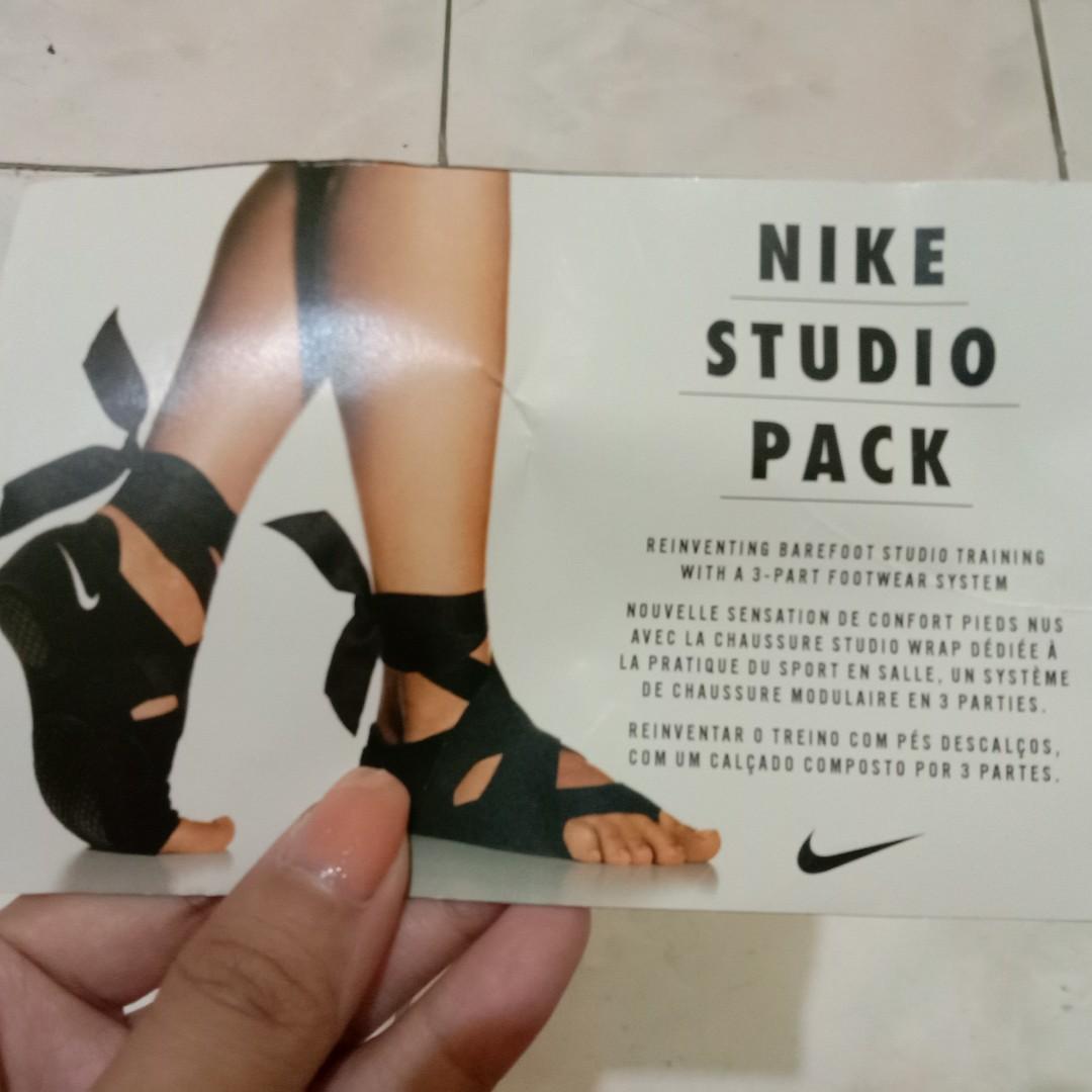 NEW Nike studio pack flats Women s Fashion Footwear Flats