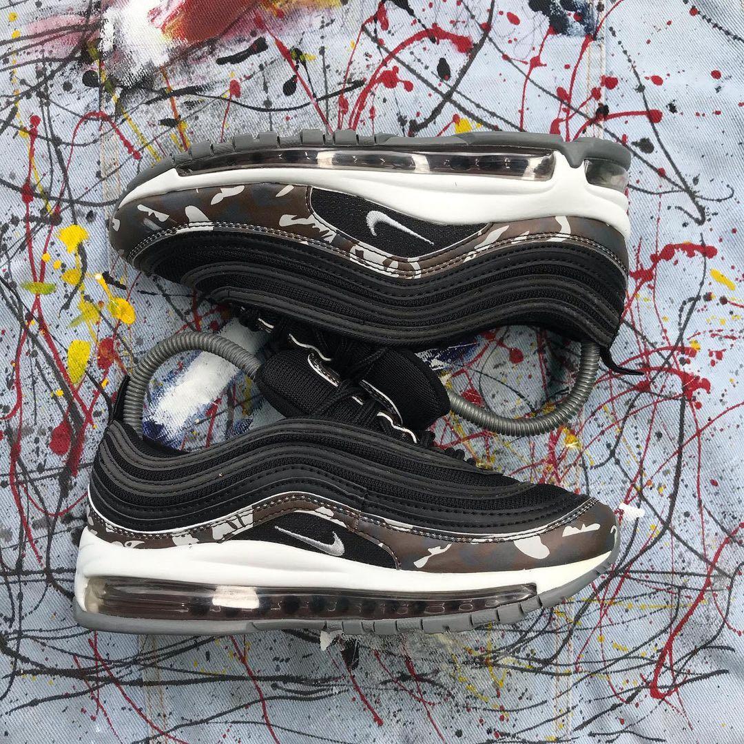 Nike airmax 97 camo black cool grey Fesyen Wanita Sepatu di Carousell