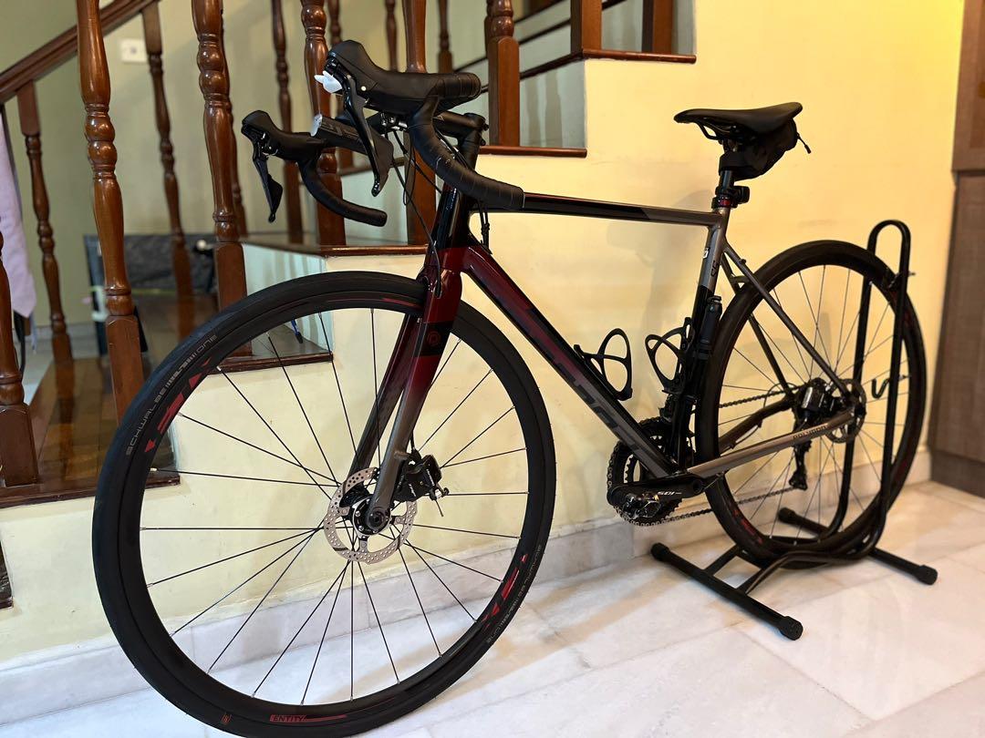 Road bike clearance polygon strattos s5