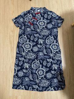 Qipao tunic with pocket. Size L