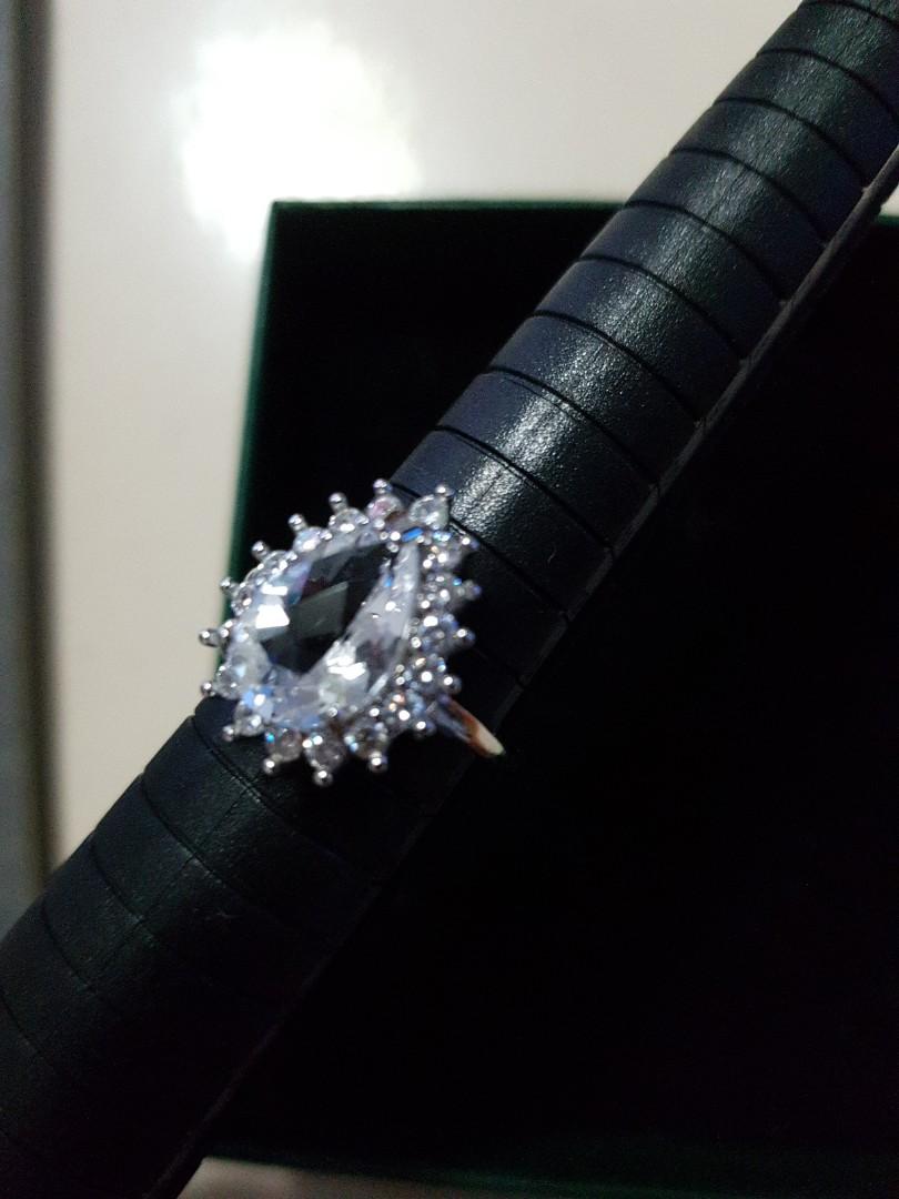 White crystal ring online